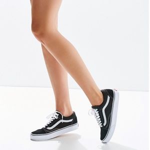 Old Skool Vans size 8 black